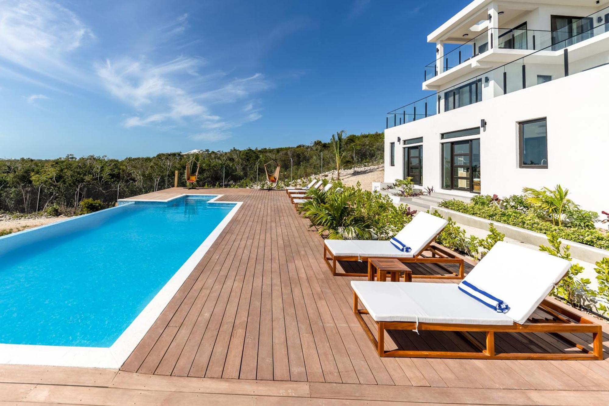 Jade I Long Bay Retreat I Luxury Stay Near Grace Bay & Long Bay Beach ภายนอก รูปภาพ